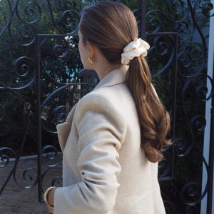 Sidenscrunchie Fluffig Champagne